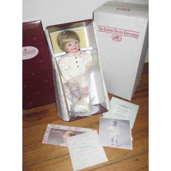 Set (2) Ashton Drake WEDDING Party DOLLS Suzanne Flower Girl Brandon Ring Bearer - Picture 3 of 9